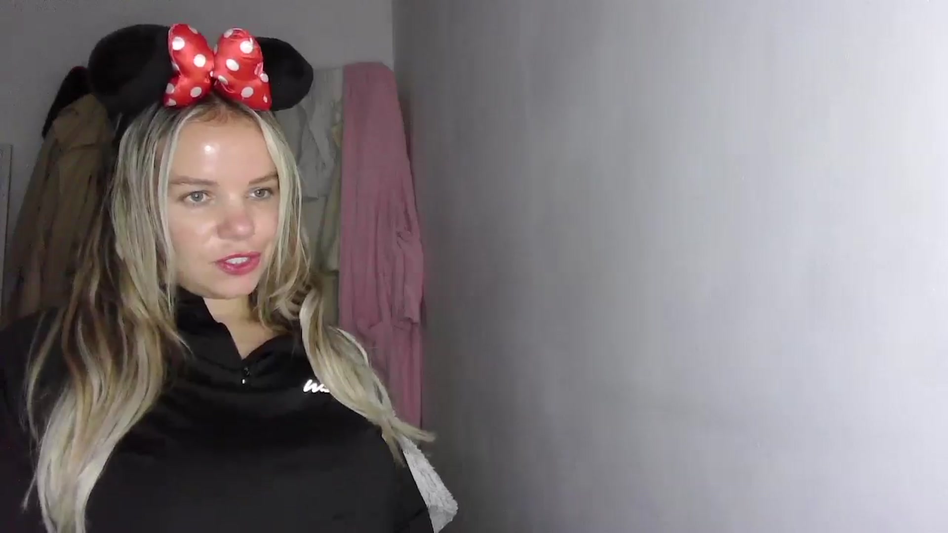 Gallery image thumbnail from BritishGirl's myfreecams stream on, 10/22/2025, 20:20 image 18 of 20