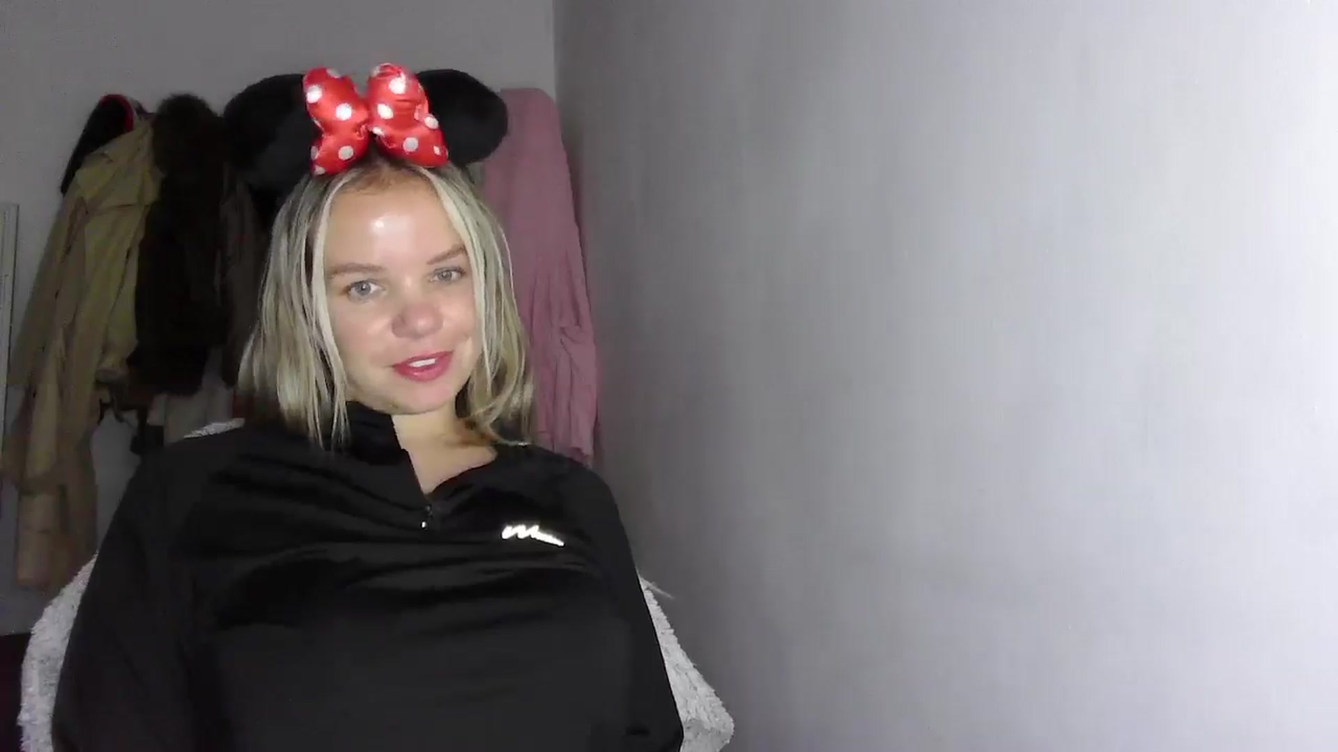 Gallery image thumbnail from BritishGirl's myfreecams stream on, 10/22/2025, 20:20 image 15 of 20