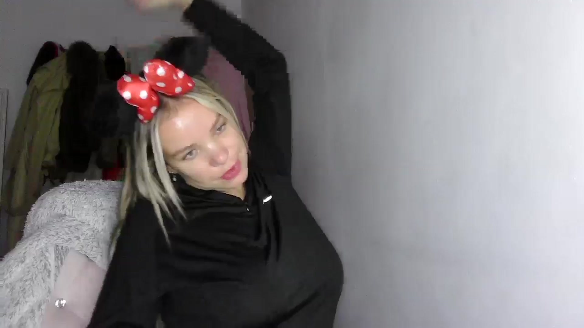 Gallery image thumbnail from BritishGirl's myfreecams stream on, 10/22/2025, 21:00 image 12 of 20