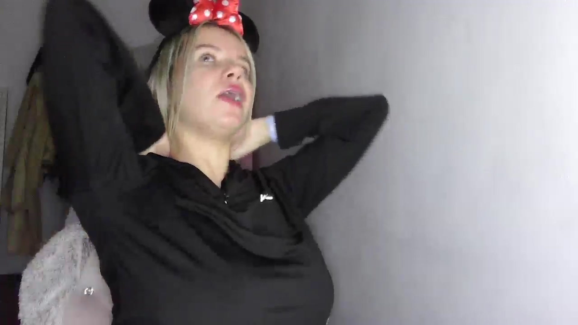 Gallery image thumbnail from BritishGirl's myfreecams stream on, 10/22/2025, 21:00 image 10 of 20
