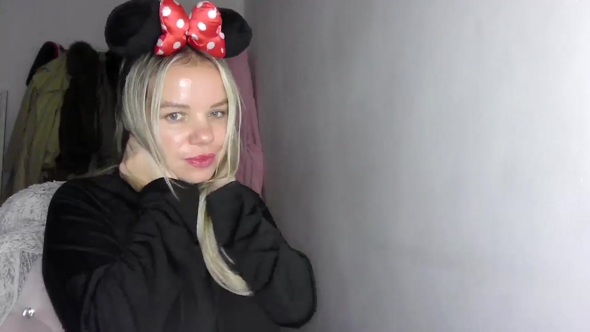 Gallery image thumbnail from BritishGirl's myfreecams stream on, 10/22/2025, 21:00 image 2 of 20