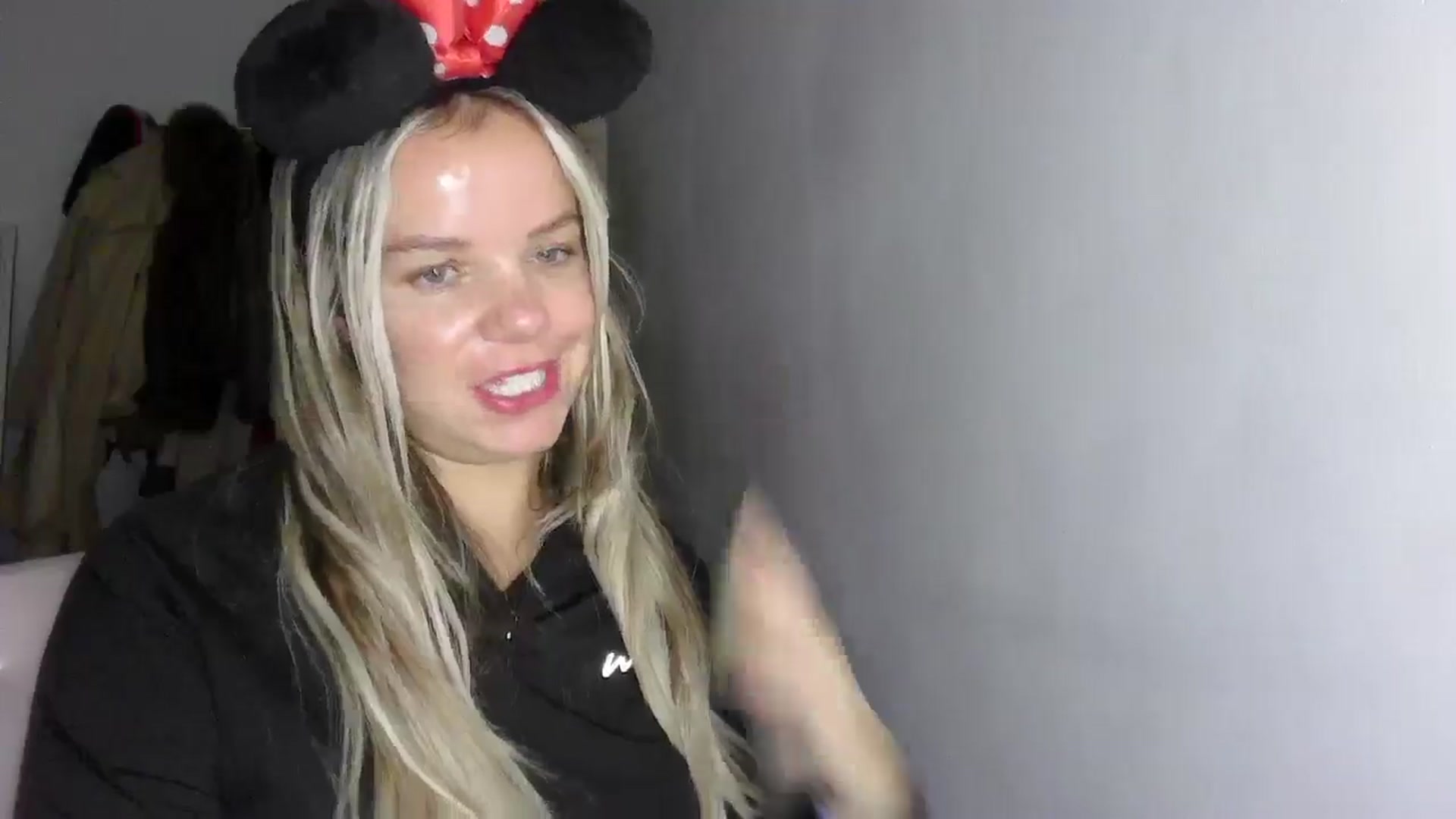 Gallery image thumbnail from BritishGirl's myfreecams stream on, 10/22/2025, 22:00 image 9 of 20