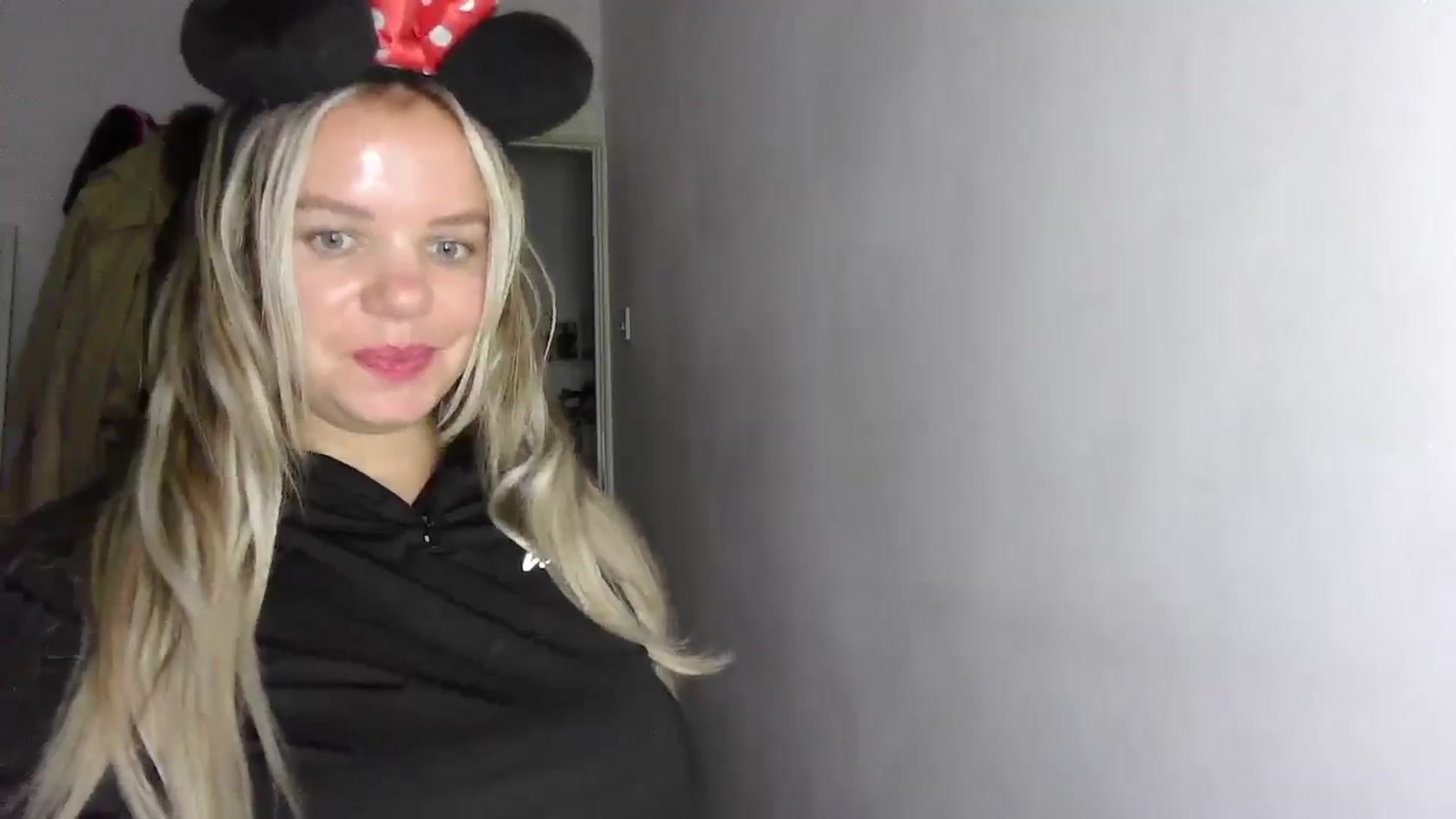 Gallery image thumbnail from BritishGirl's myfreecams stream on, 10/22/2025, 22:00 image 14 of 20