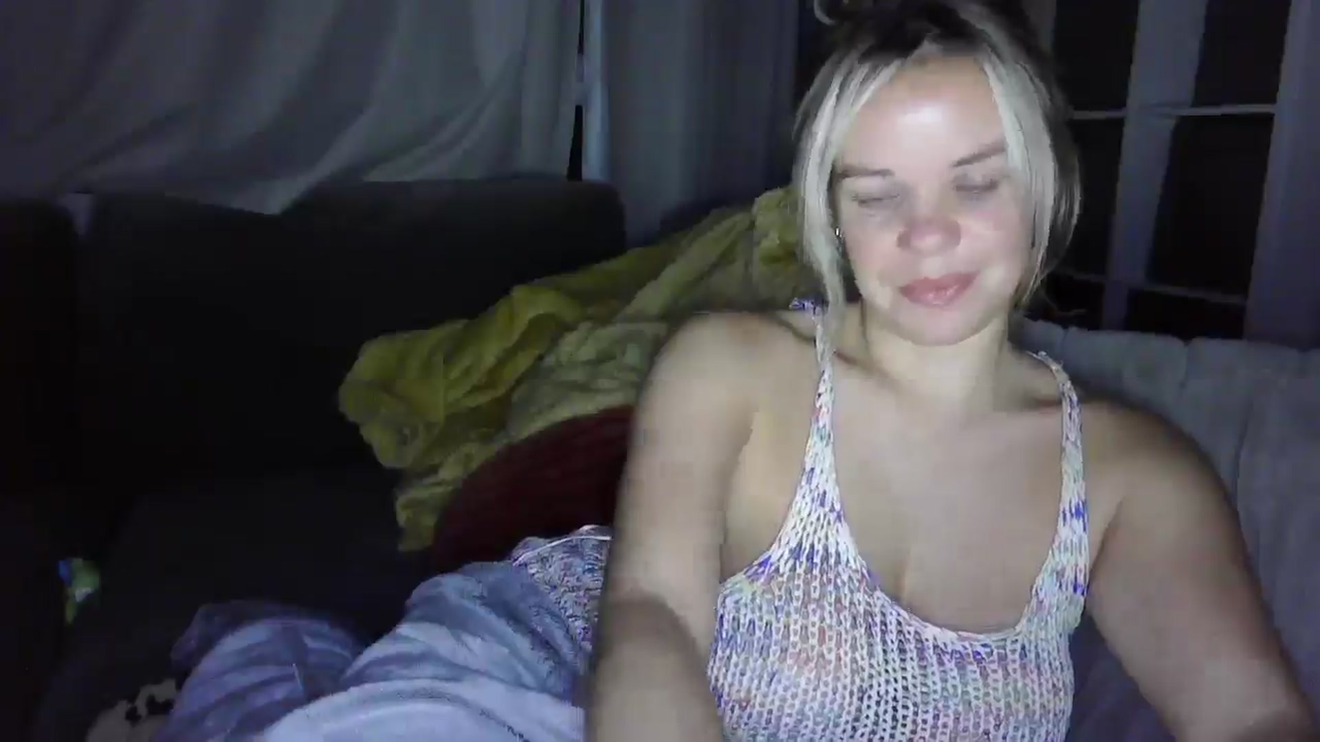 Gallery image thumbnail from BritishGirl's myfreecams stream on, 11/03/2025, 22:42 image 12 of 20