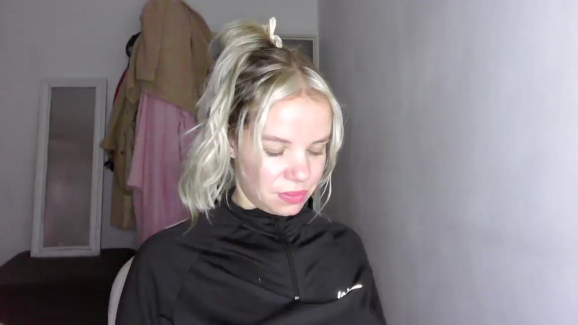 Gallery image thumbnail from BritishGirl's myfreecams stream on, 11/15/2025, 14:37 image 18 of 20