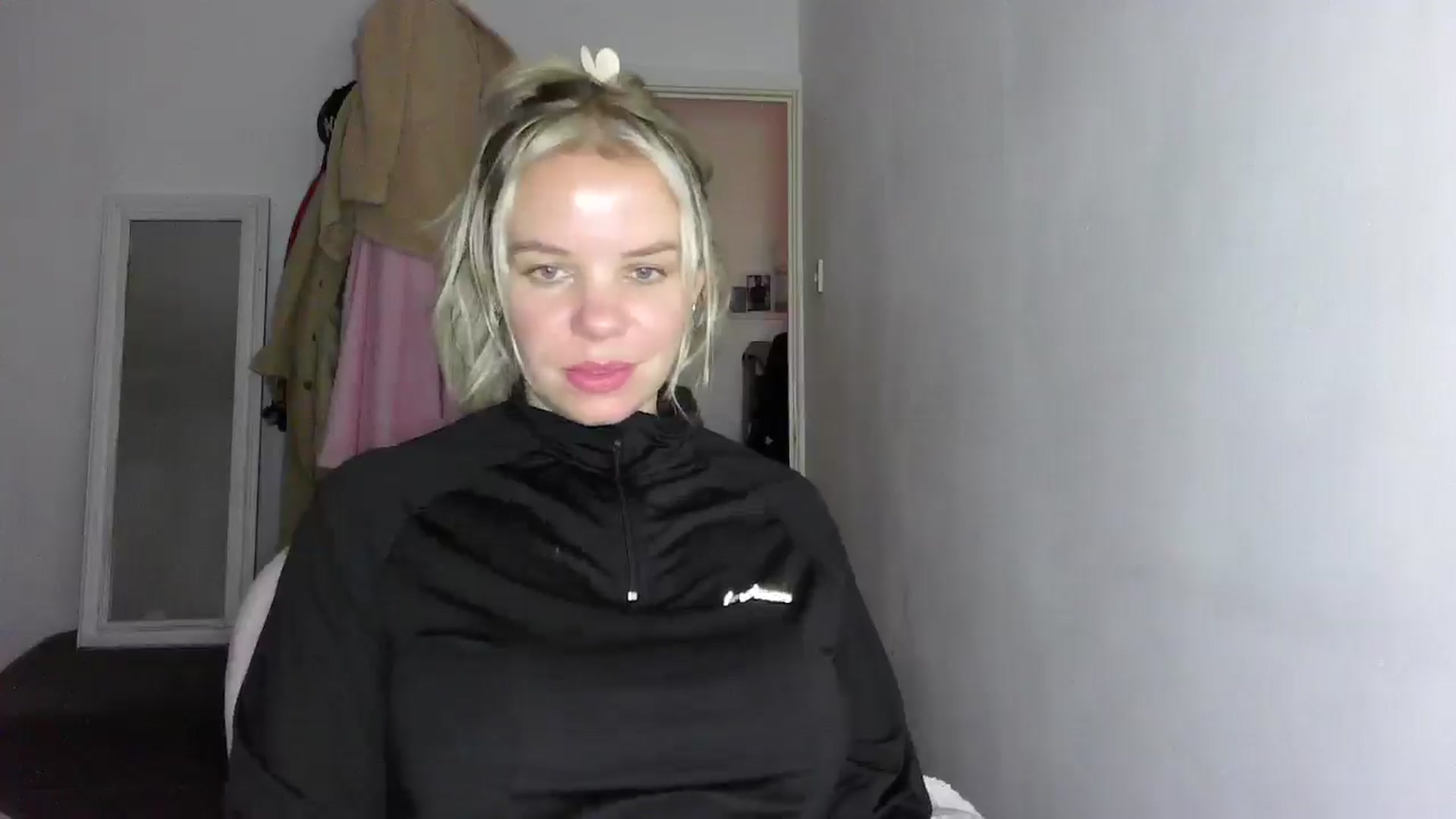 Gallery image thumbnail from BritishGirl's myfreecams stream on, 11/15/2025, 16:14 image 14 of 20