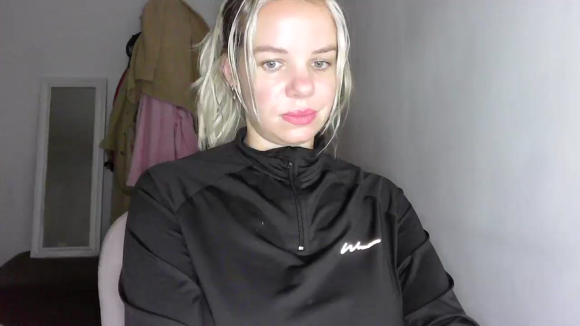 Gallery image thumbnail from BritishGirl's myfreecams stream on, 11/15/2025, 16:14 image 16 of 20