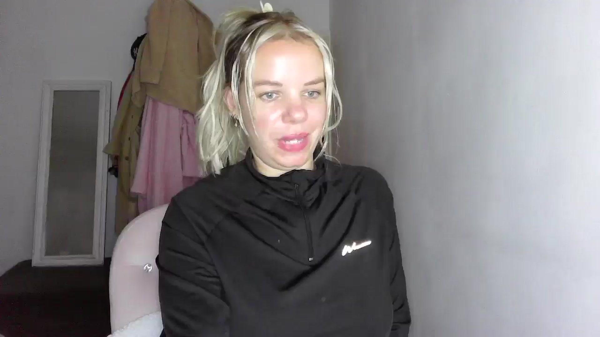 Gallery image thumbnail from BritishGirl's myfreecams stream on, 11/15/2025, 16:14 image 9 of 20
