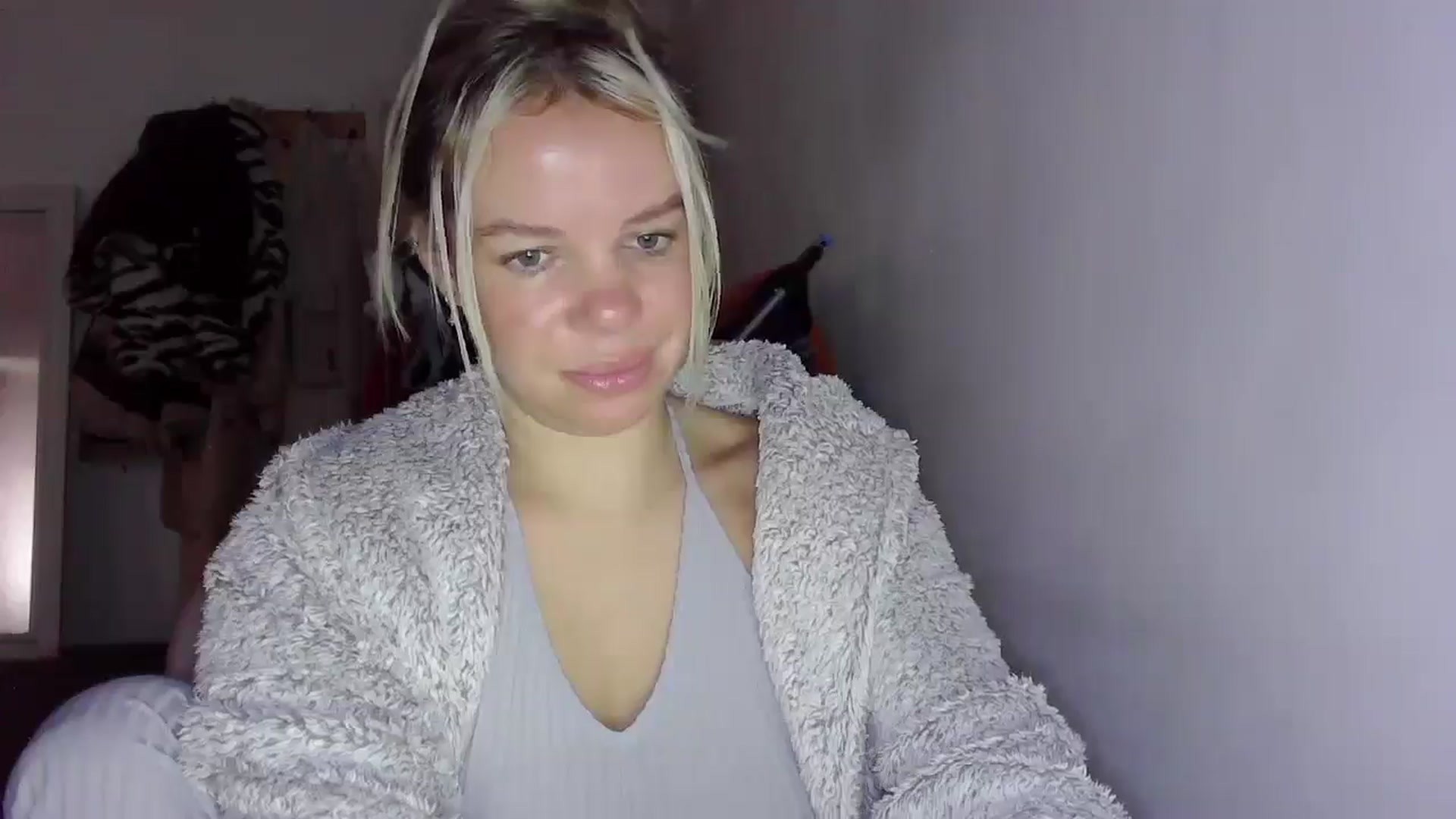 Gallery image thumbnail from BritishGirl's myfreecams stream on, 12/18/2025, 12:37 image 20 of 20