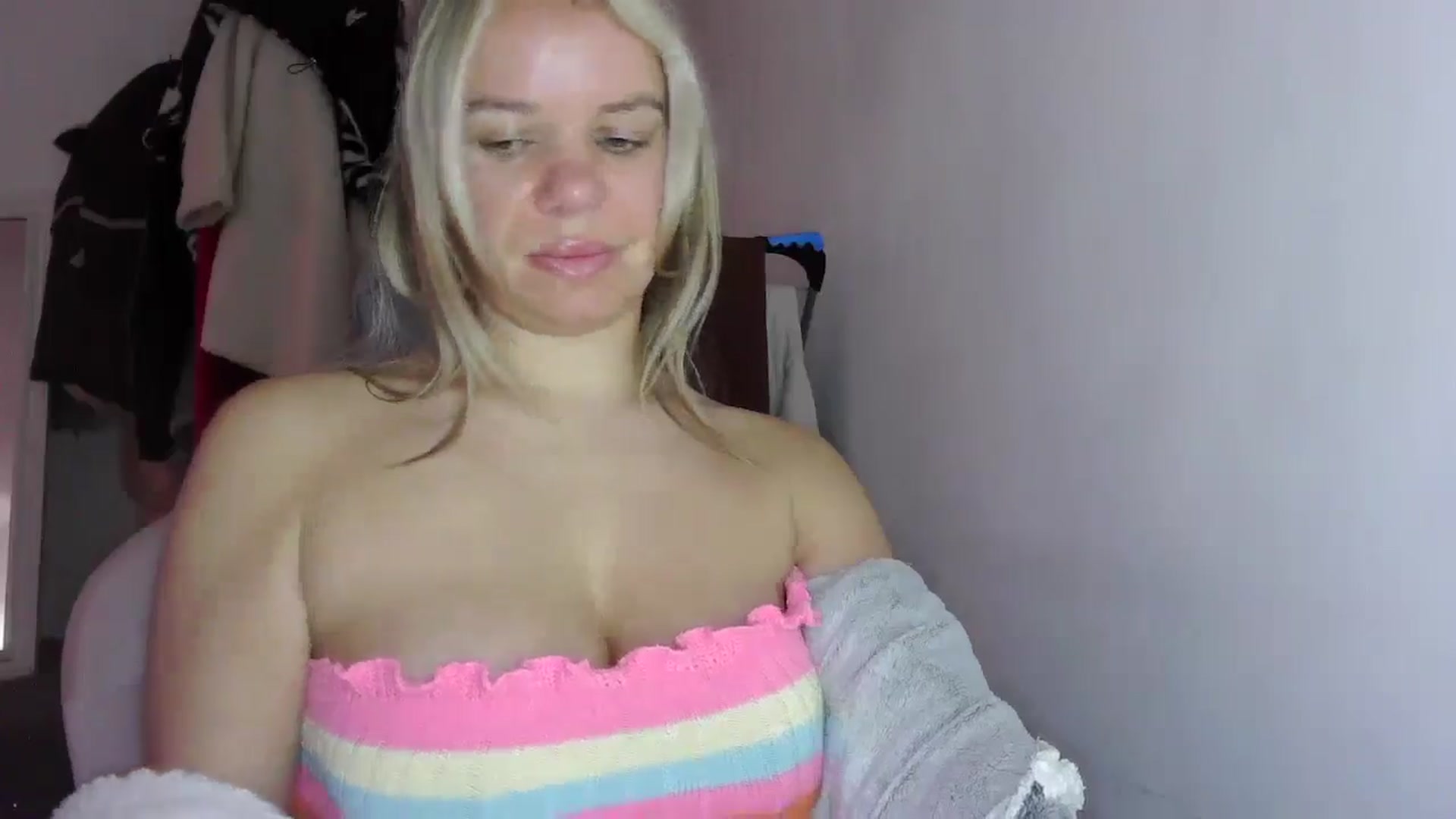 Gallery image thumbnail from BritishGirl's myfreecams stream on, 01/23/2026, 14:11 image 18 of 20