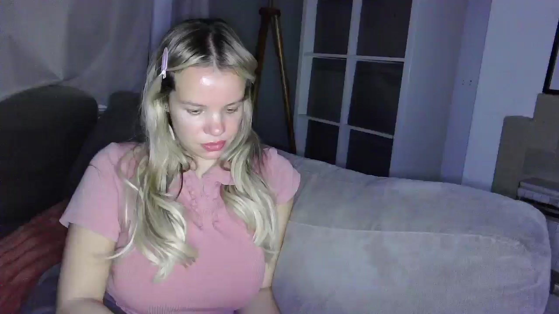 Gallery image thumbnail from BritishGirl's myfreecams stream on, 01/25/2026, 22:53 image 19 of 20