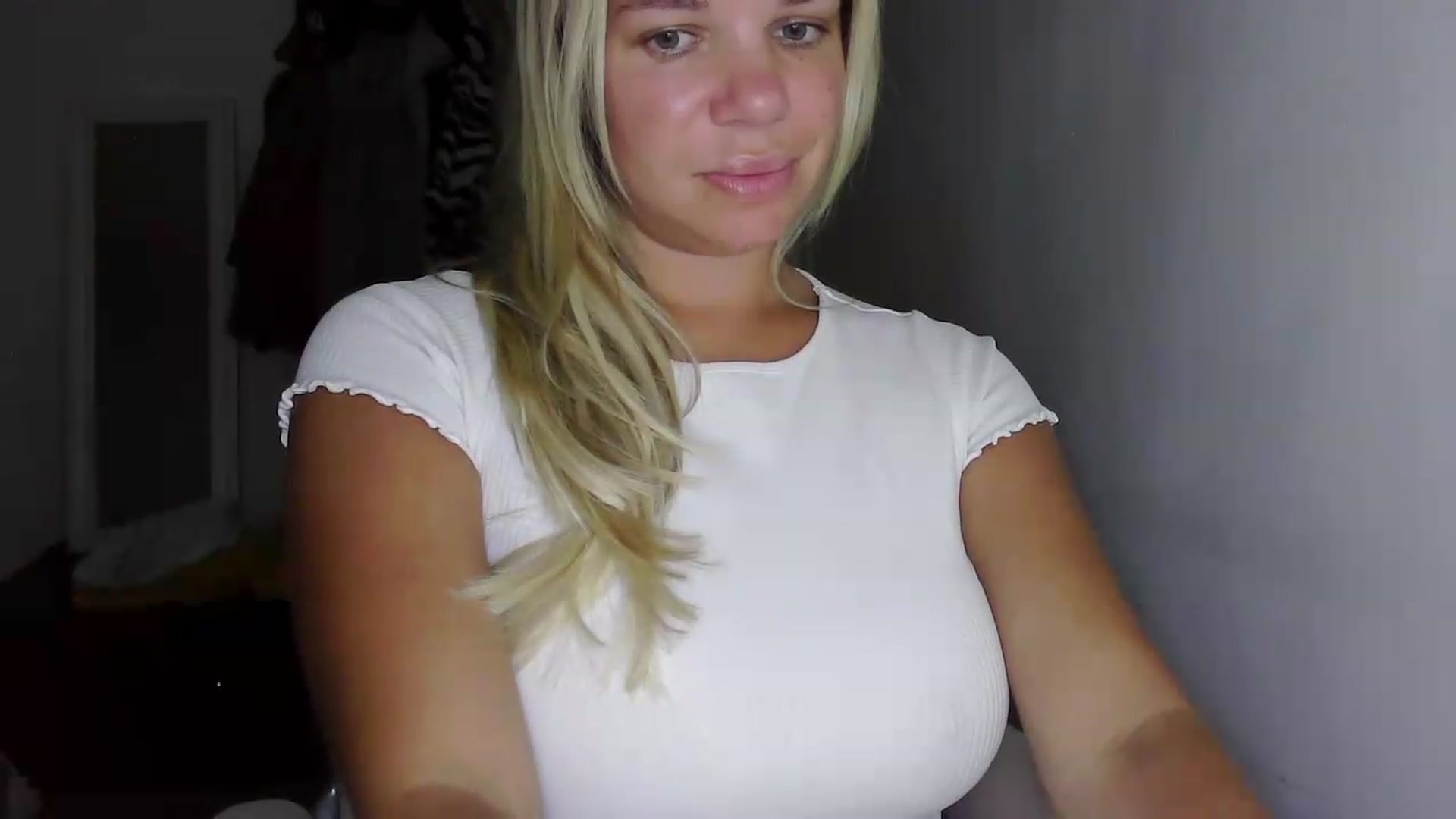 Gallery image thumbnail from BritishGirl's myfreecams stream on, 06/08/2026, 22:07 image 8 of 20