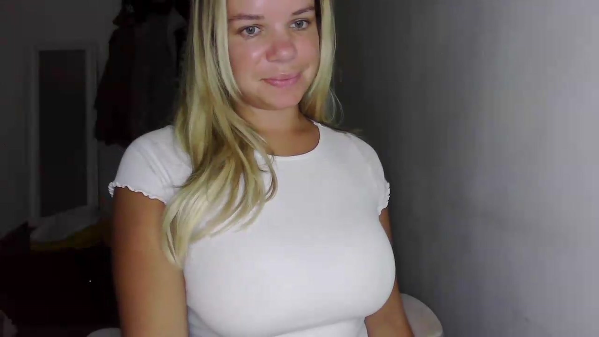 Gallery image thumbnail from BritishGirl's myfreecams stream on, 06/08/2026, 22:07 image 3 of 20