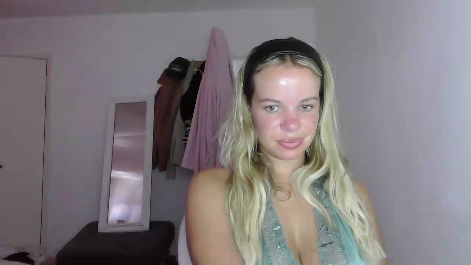 Gallery image thumbnail from BritishGirl's myfreecams stream on, 06/18/2026, 18:07 image 6 of 20