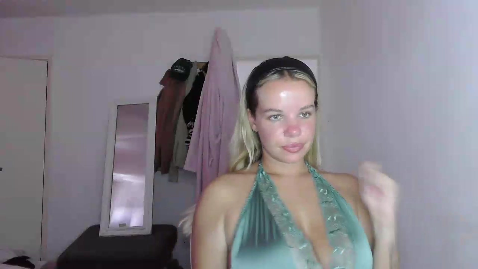 Gallery image thumbnail from BritishGirl's myfreecams stream on, 06/18/2026, 18:07 image 8 of 20