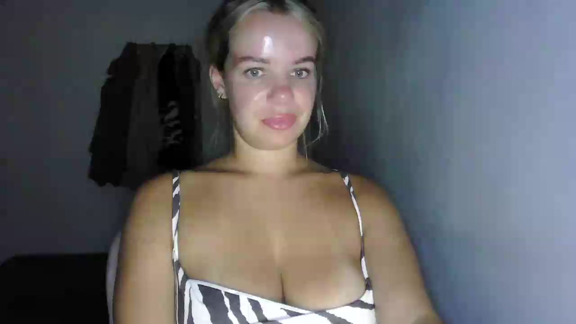 Gallery image thumbnail from BritishGirl's myfreecams stream on, 07/27/2026, 23:26 image 15 of 20