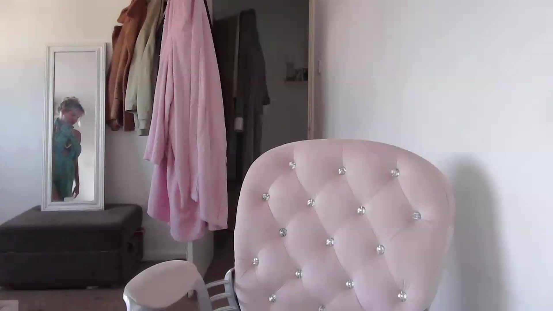 Gallery image thumbnail from BritishGirl's myfreecams stream on, 08/12/2026, 18:18 image 4 of 20