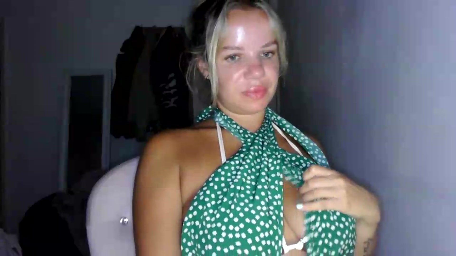 Gallery image thumbnail from BritishGirl's myfreecams stream on, 08/12/2026, 21:44 image 16 of 20
