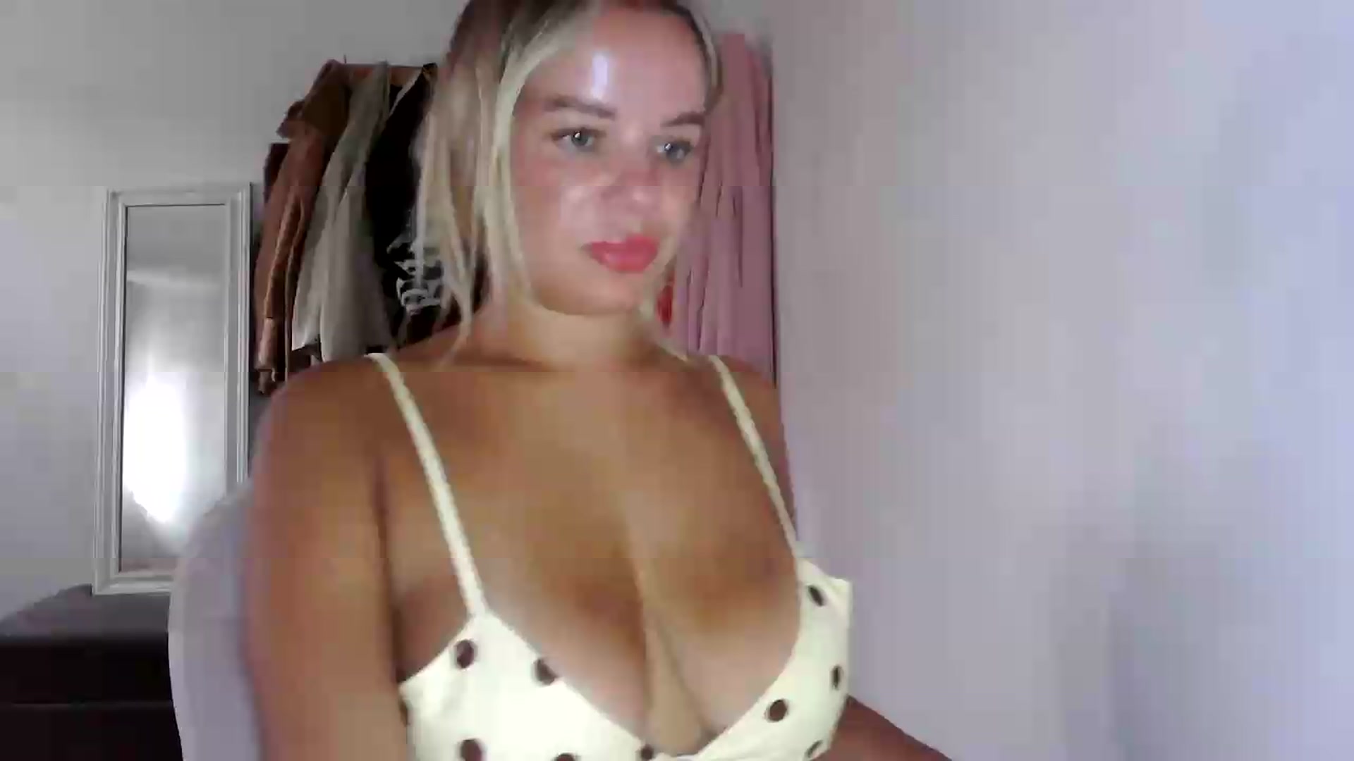 Gallery image thumbnail from BritishGirl's myfreecams stream on, 08/16/2026, 17:46 image 12 of 20