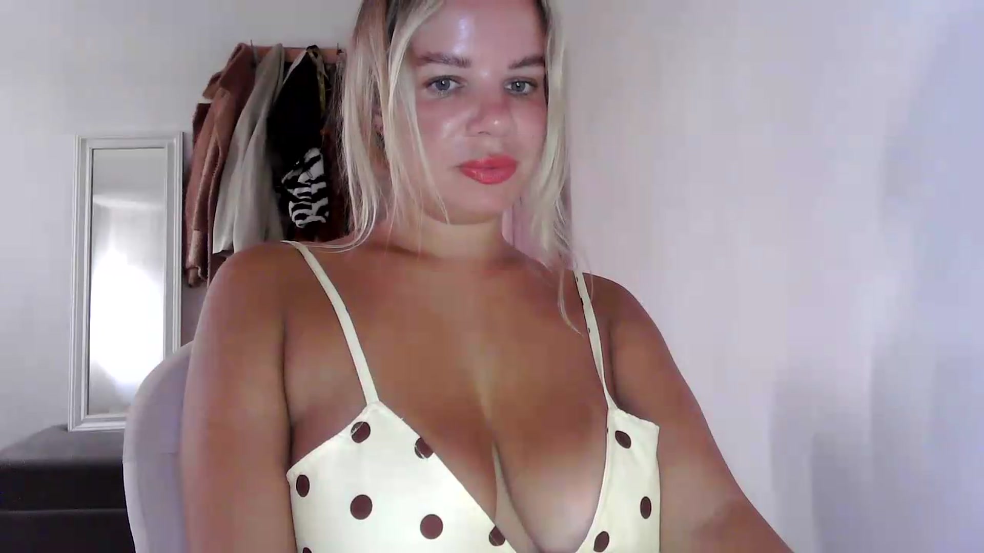 Gallery image thumbnail from BritishGirl's myfreecams stream on, 08/16/2026, 17:46 image 7 of 20