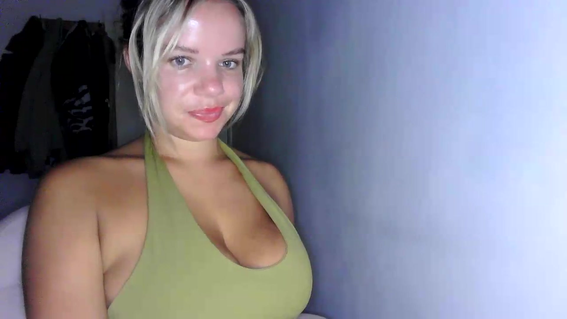 Gallery image thumbnail from BritishGirl's myfreecams stream on, 08/17/2026, 21:07 image 19 of 20