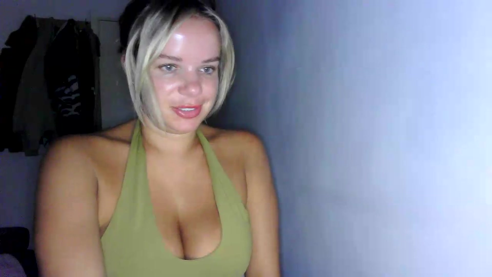 Gallery image thumbnail from BritishGirl's myfreecams stream on, 08/17/2026, 21:07 image 14 of 20