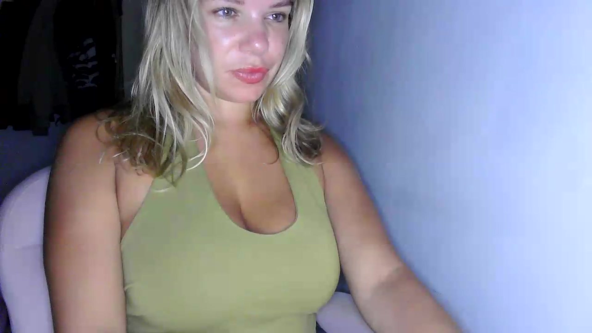 Gallery image thumbnail from BritishGirl's myfreecams stream on, 08/17/2026, 21:07 image 3 of 20
