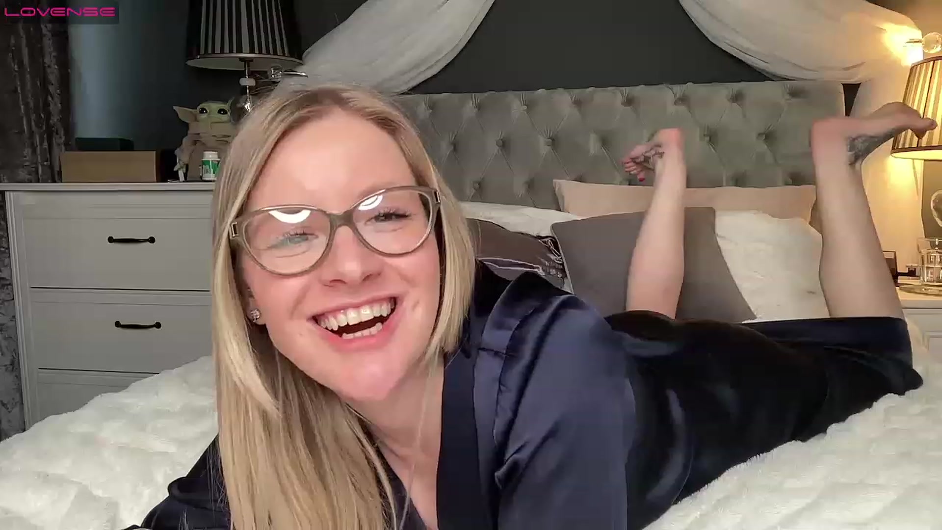 Gallery image thumbnail from BritishGracie's myfreecams stream on, 02/20/2023, 16:10 image 4 of 20