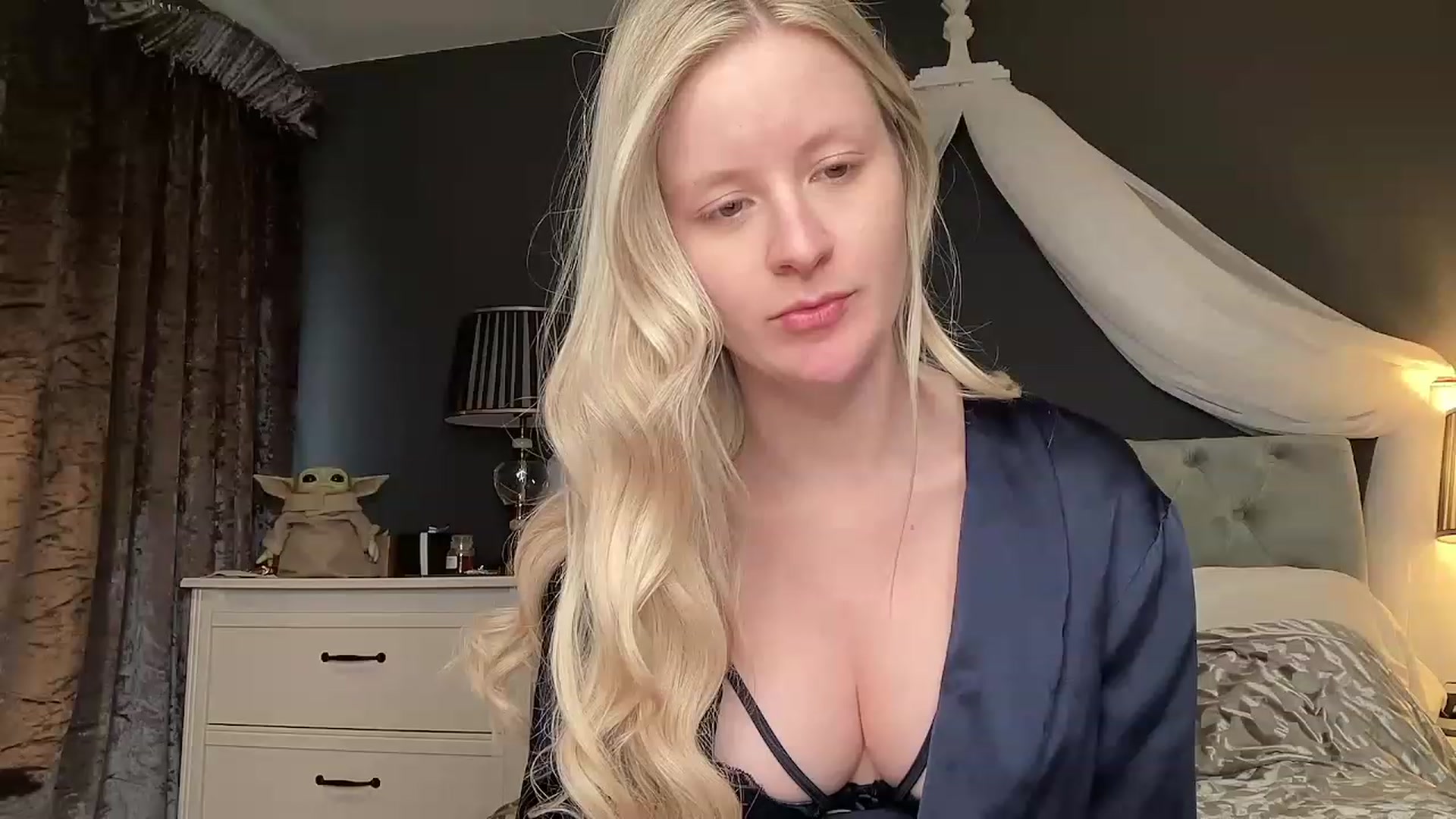 Gallery image thumbnail from BritishGracie's myfreecams stream on, 03/01/2023, 17:25 image 6 of 20