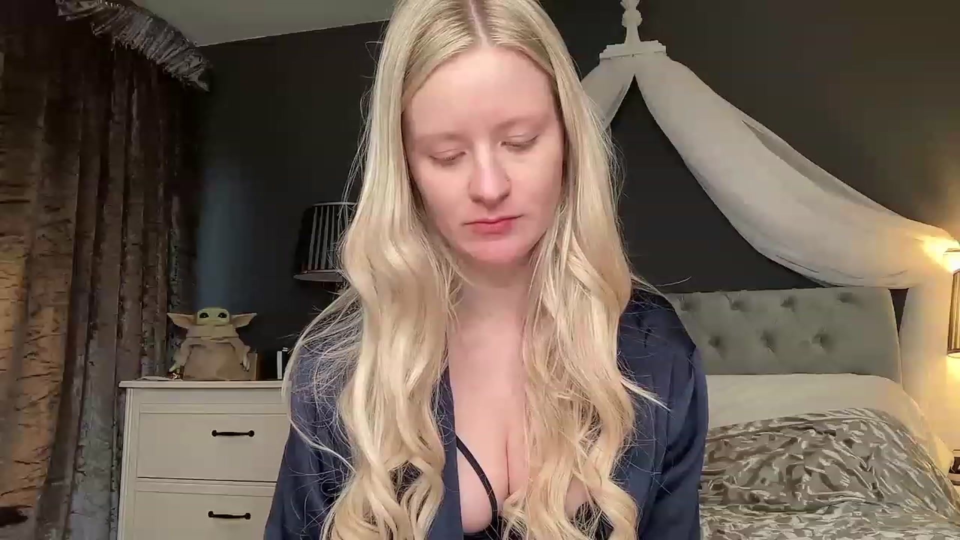 Gallery image thumbnail from BritishGracie's myfreecams stream on, 03/01/2023, 17:25 image 15 of 20