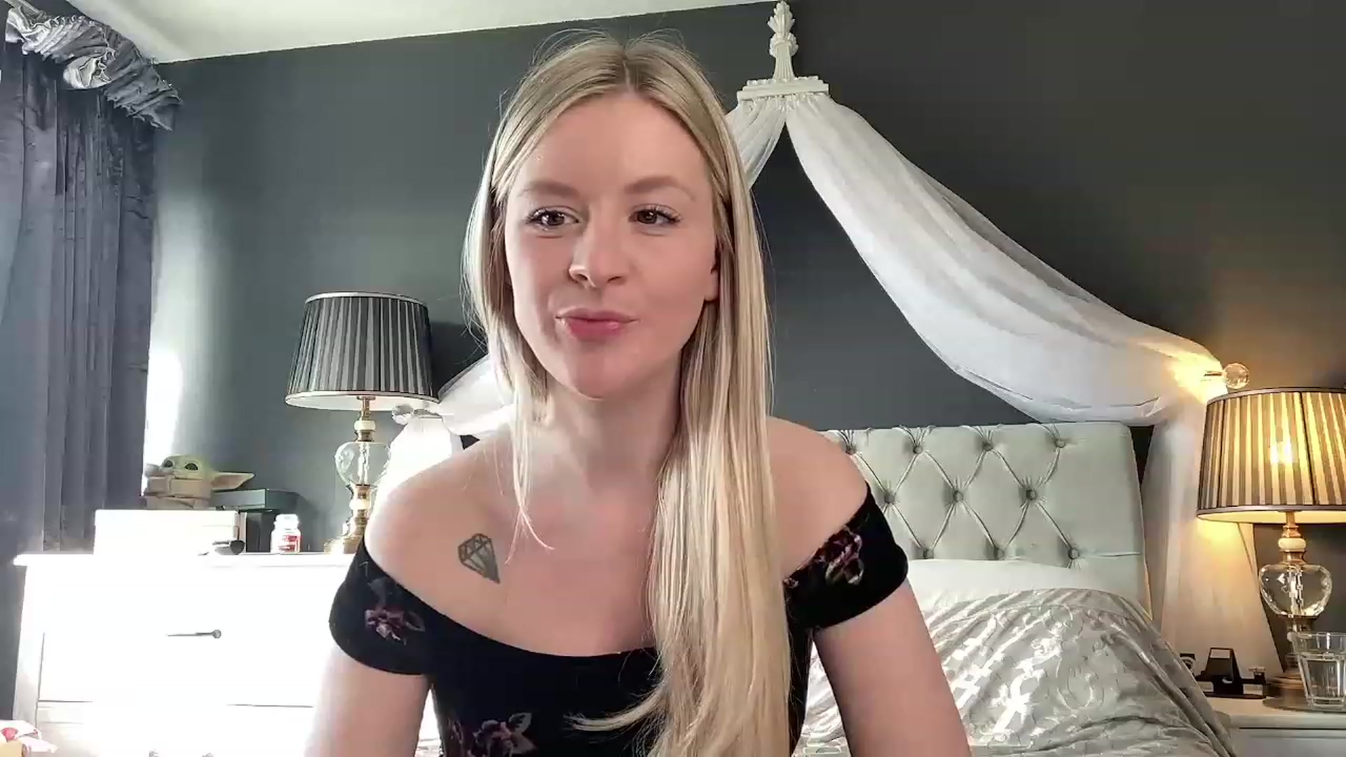 Gallery image thumbnail from BritishGracie's myfreecams stream on, 03/17/2023, 15:27 image 6 of 20