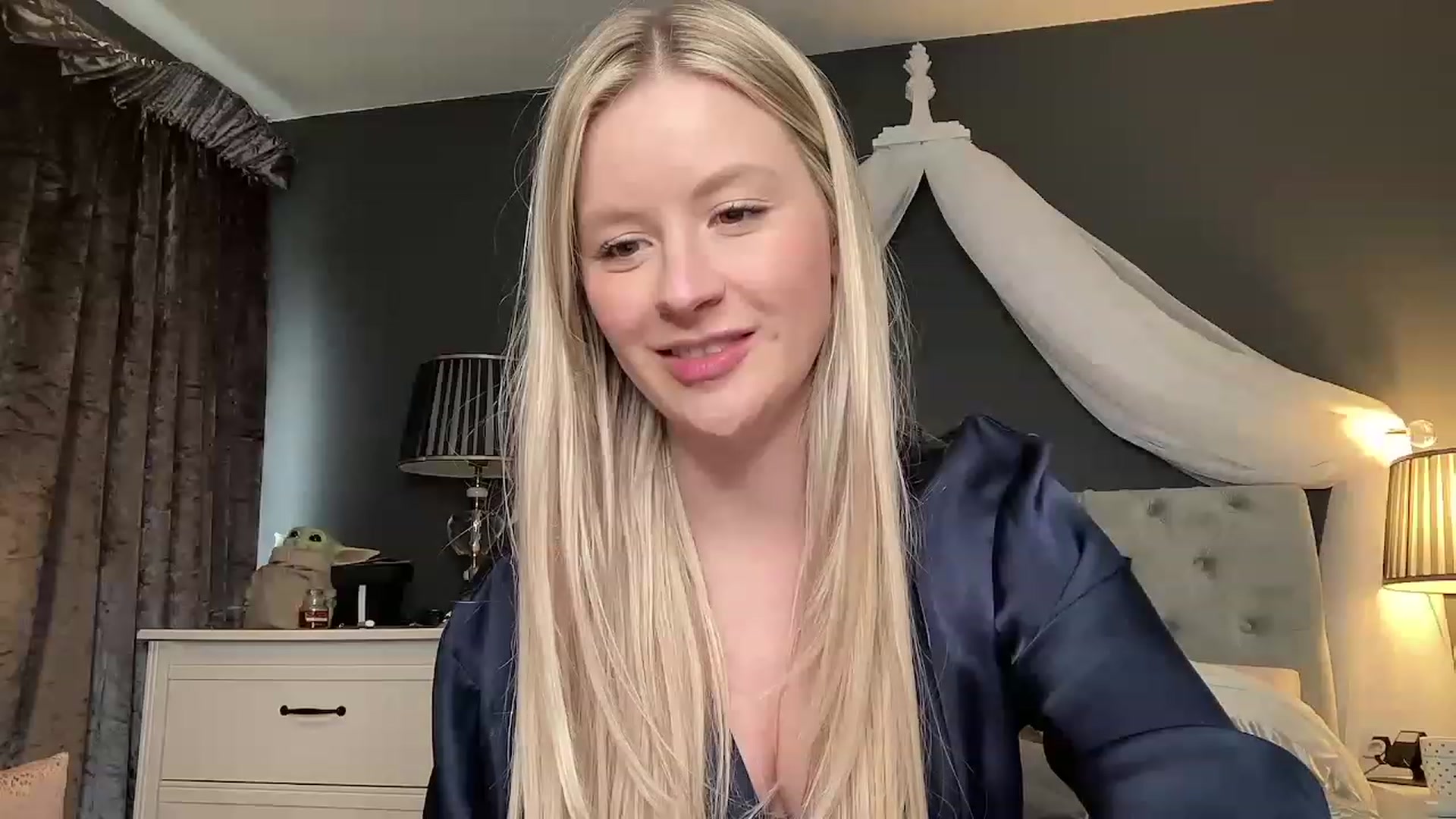 Gallery image thumbnail from BritishGracie's myfreecams stream on, 03/28/2023, 17:27 image 10 of 20