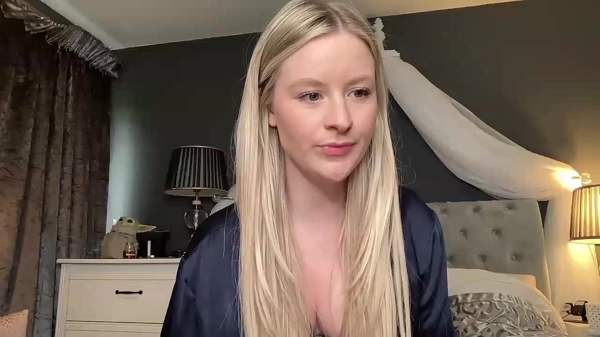 Gallery image thumbnail from BritishGracie's myfreecams stream on, 03/28/2023, 17:27 image 5 of 20