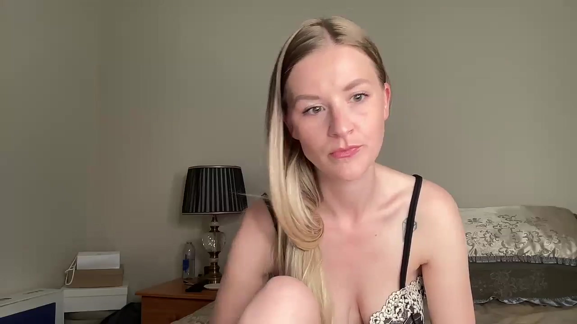 Gallery image thumbnail from BritishGracie's myfreecams stream on, 06/08/2024, 12:10 image 16 of 20