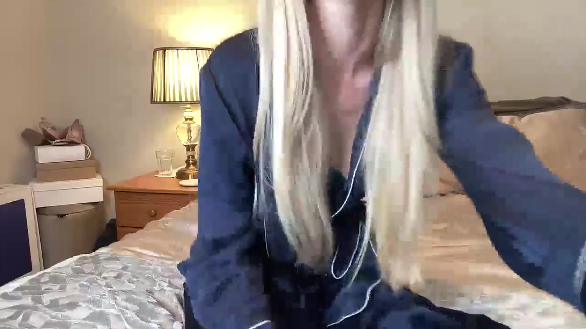 Gallery image thumbnail from BritishGracie's myfreecams stream on, 09/26/2024, 11:45 image 16 of 20