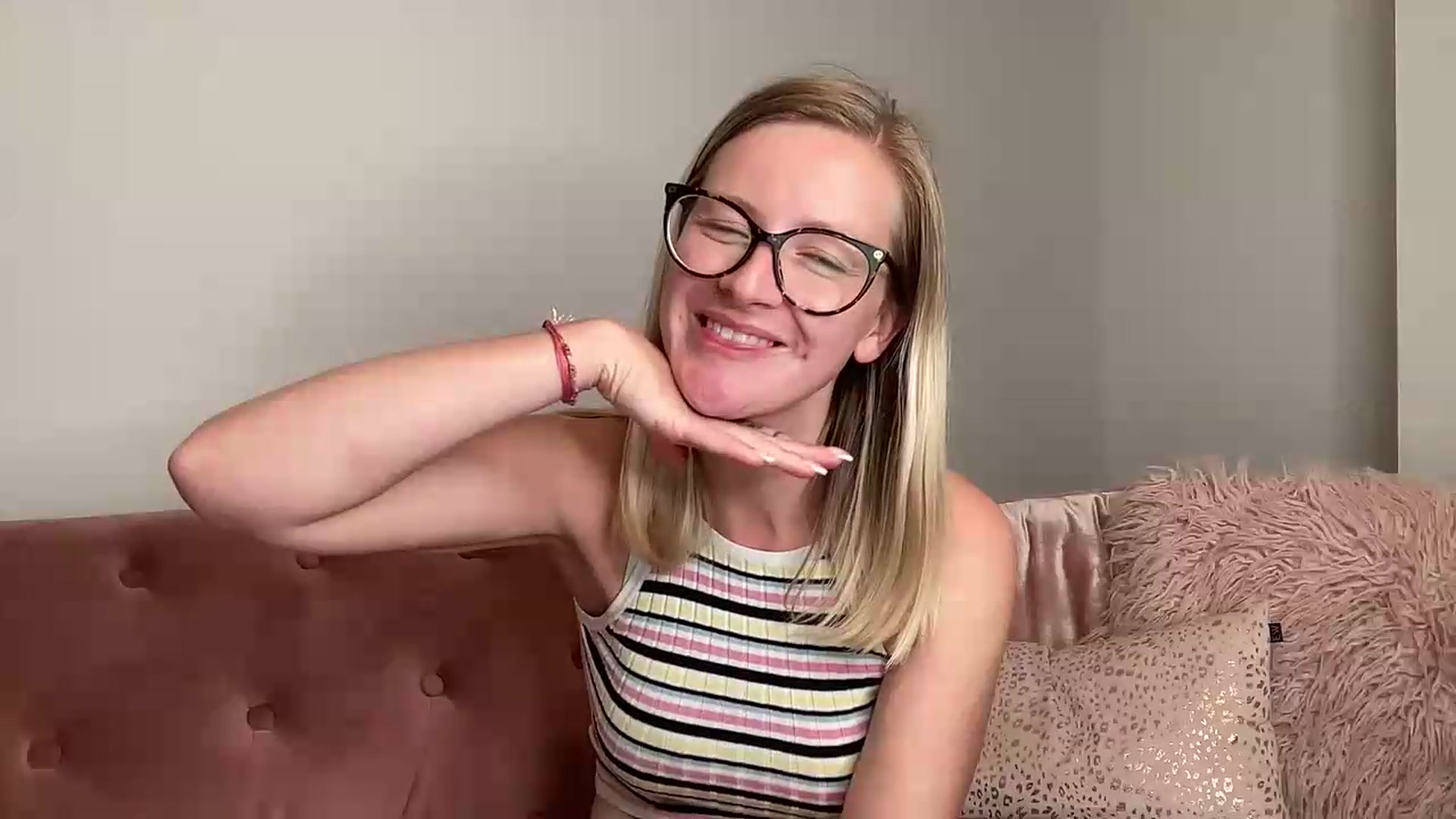 Gallery image thumbnail from BritishGracie's myfreecams stream on, 09/02/2026, 21:56 image 10 of 20
