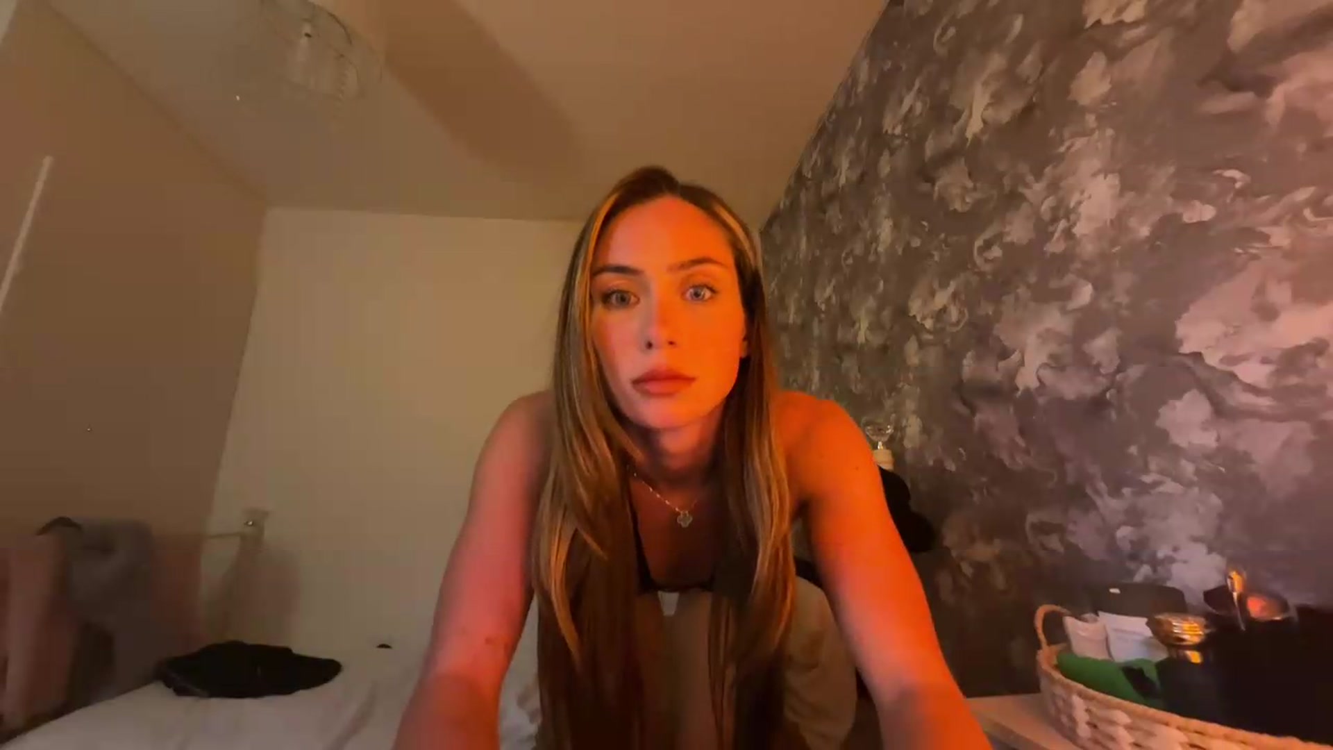 Gallery image thumbnail from British_Babes's myfreecams stream on, 08/05/2026, 20:14 image 18 of 20