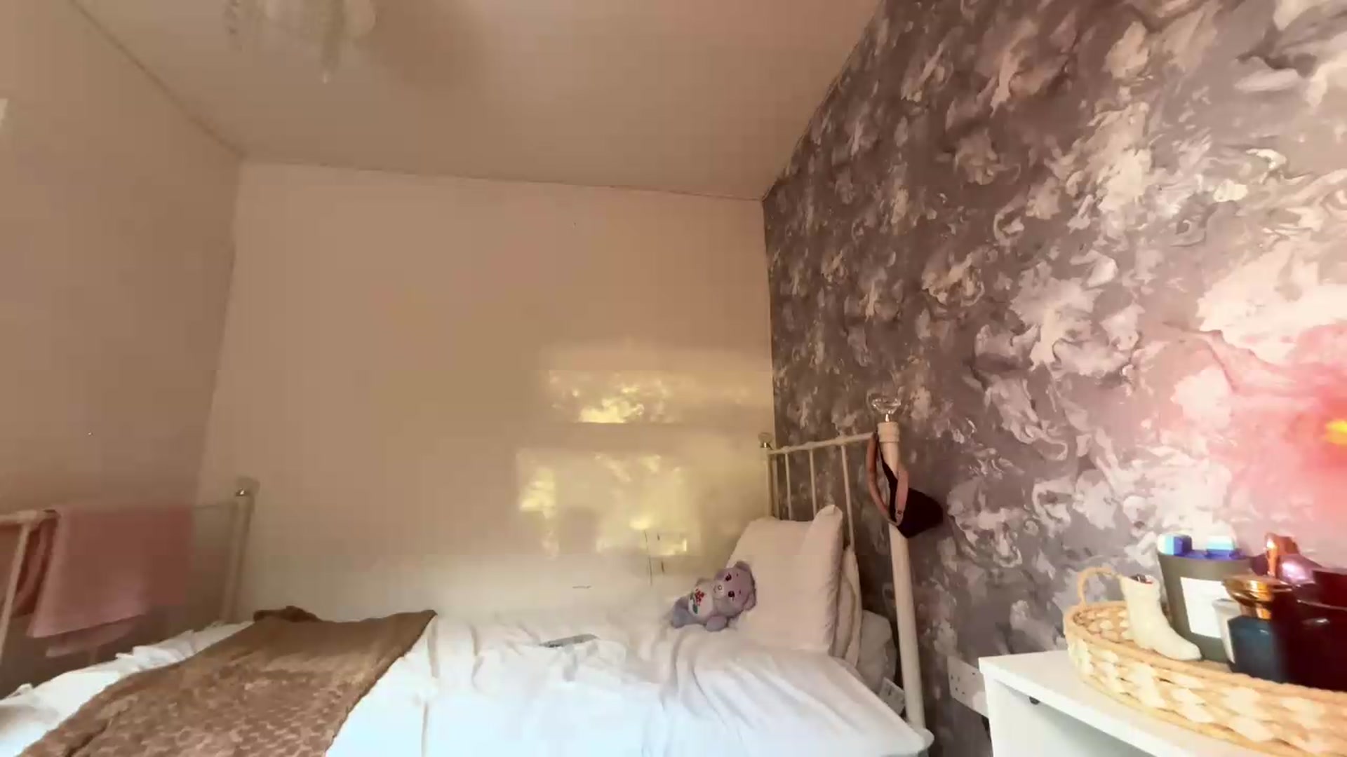 Gallery image thumbnail from British_Babes's myfreecams stream on, 09/05/2026, 18:07 image 7 of 20