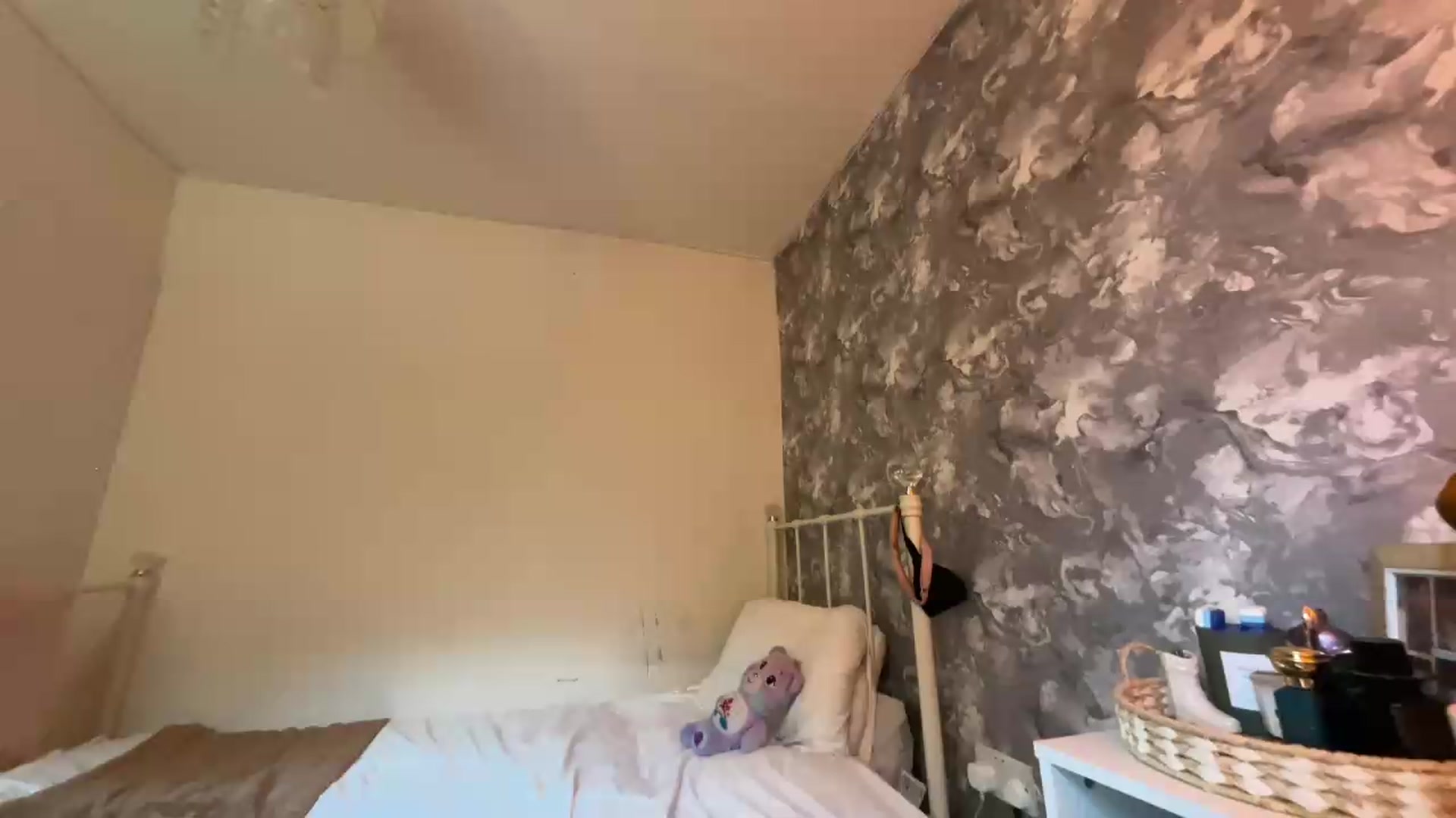 Gallery image thumbnail from British_Babes's myfreecams stream on, 09/06/2026, 07:31 image 5 of 20