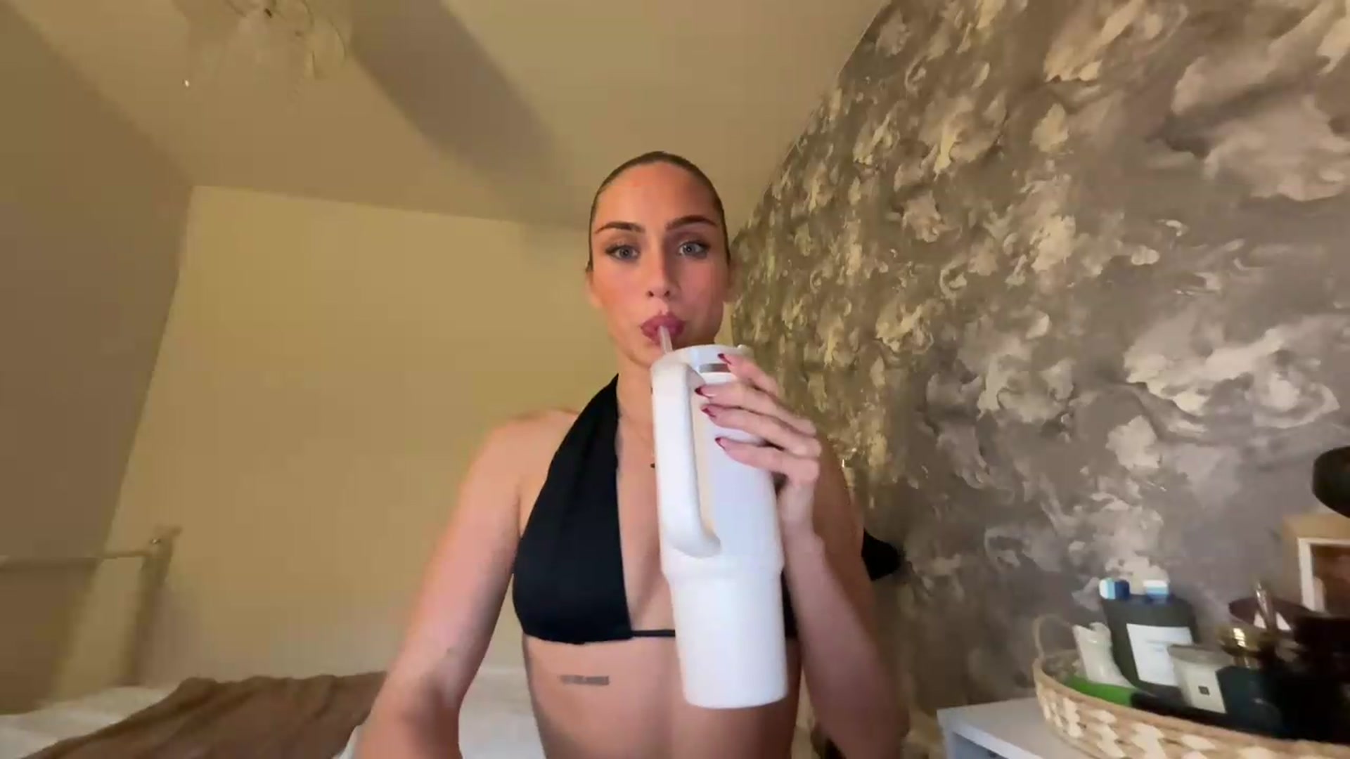 Gallery image thumbnail from British_Babes's myfreecams stream on, 09/11/2026, 18:51 image 5 of 20