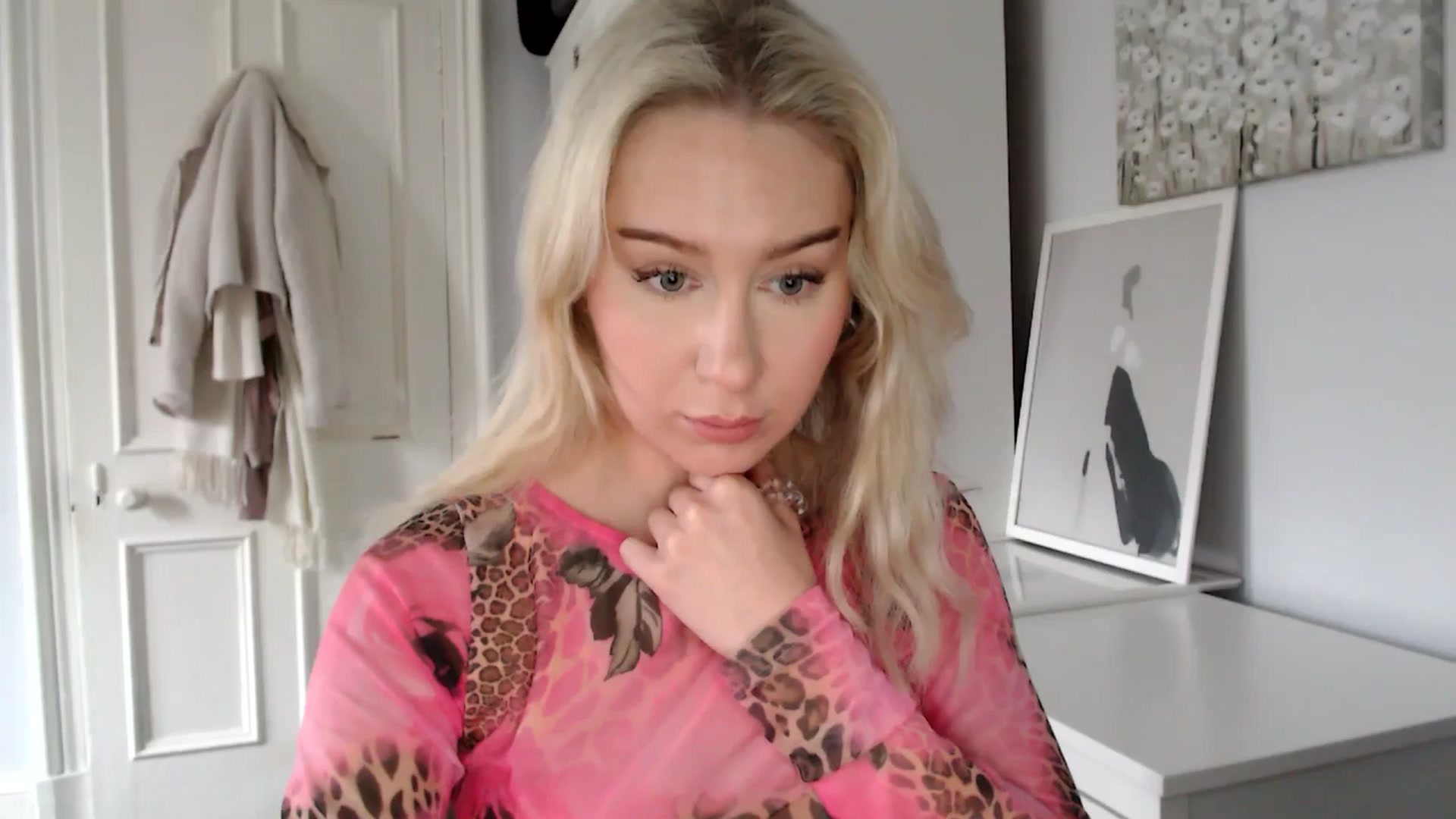 Gallery image thumbnail from British_Cutie's myfreecams stream on, 02/04/2025, 11:22 image 16 of 20
