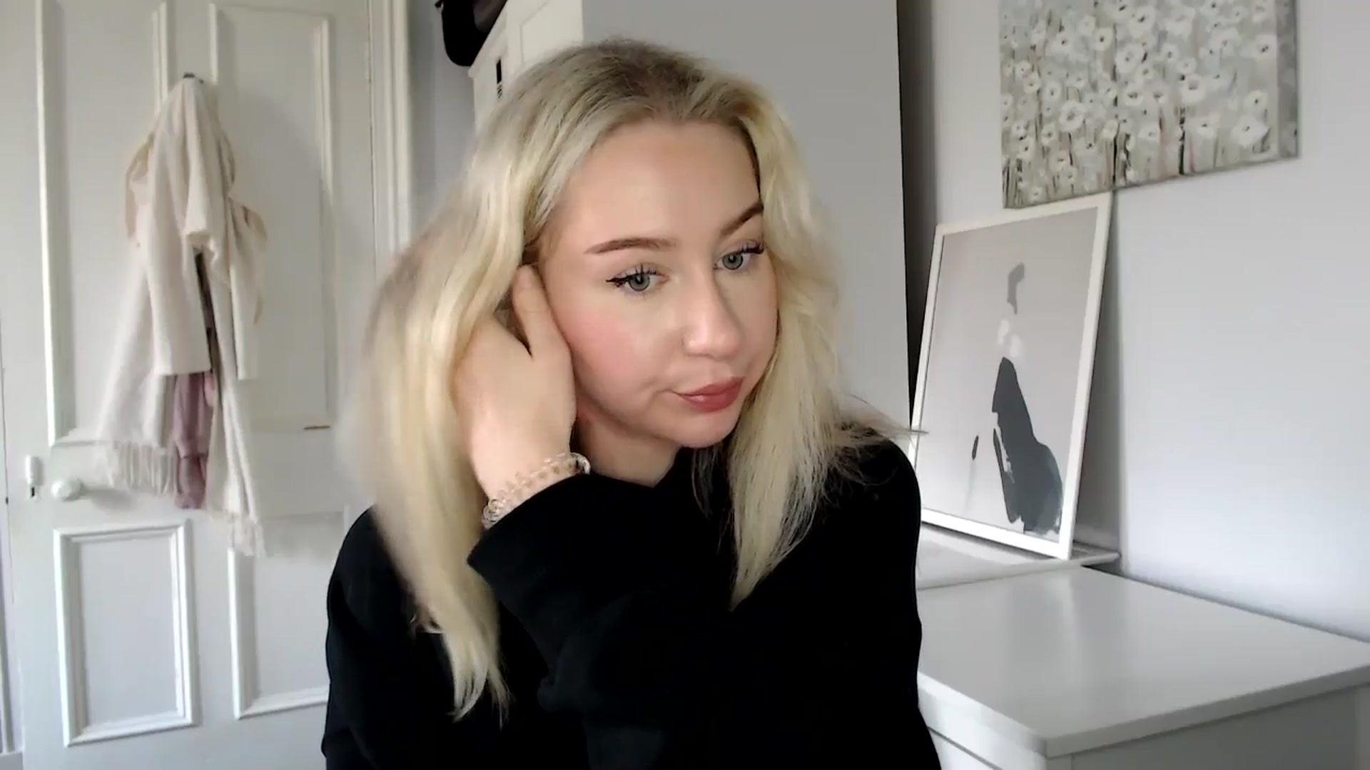 Gallery image thumbnail from British_Cutie's myfreecams stream on, 02/05/2025, 12:14 image 11 of 20