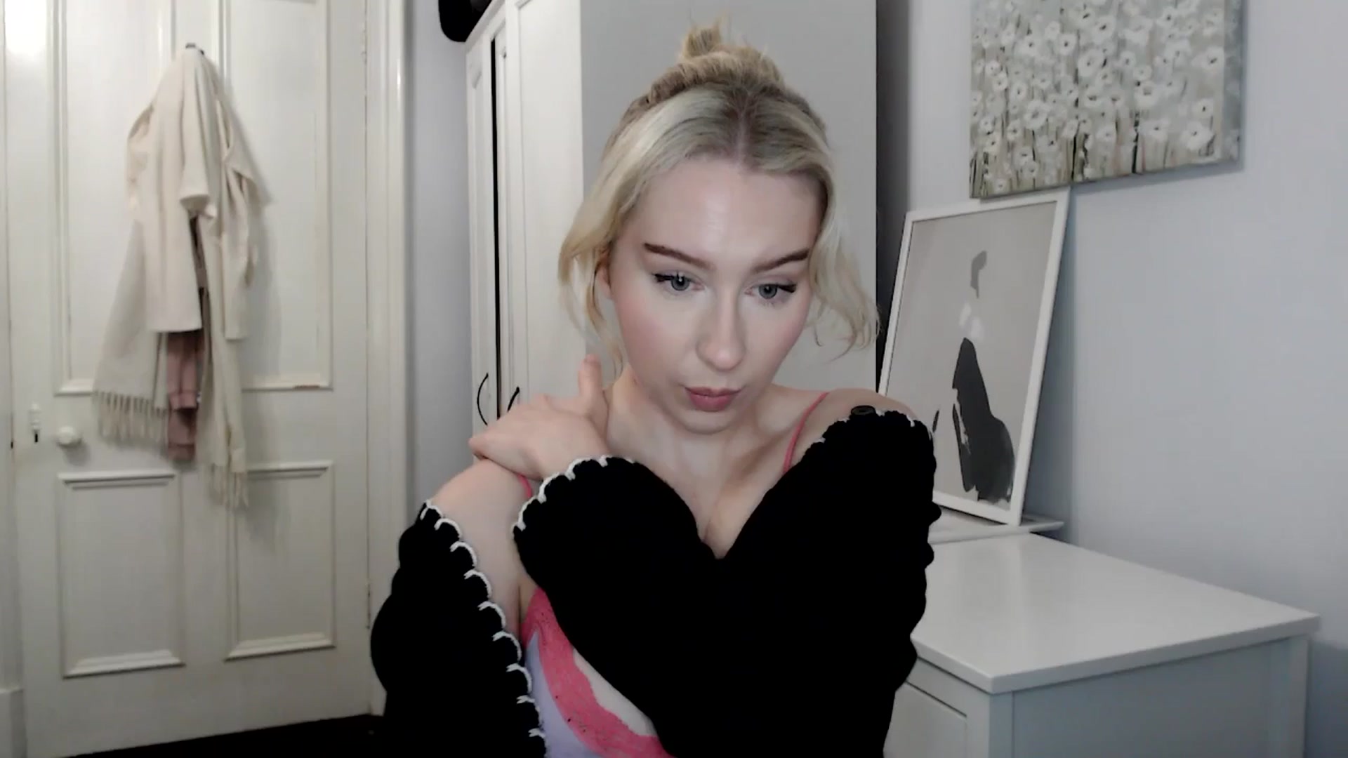 Gallery image thumbnail from British_Cutie's myfreecams stream on, 02/05/2025, 19:24 image 14 of 20
