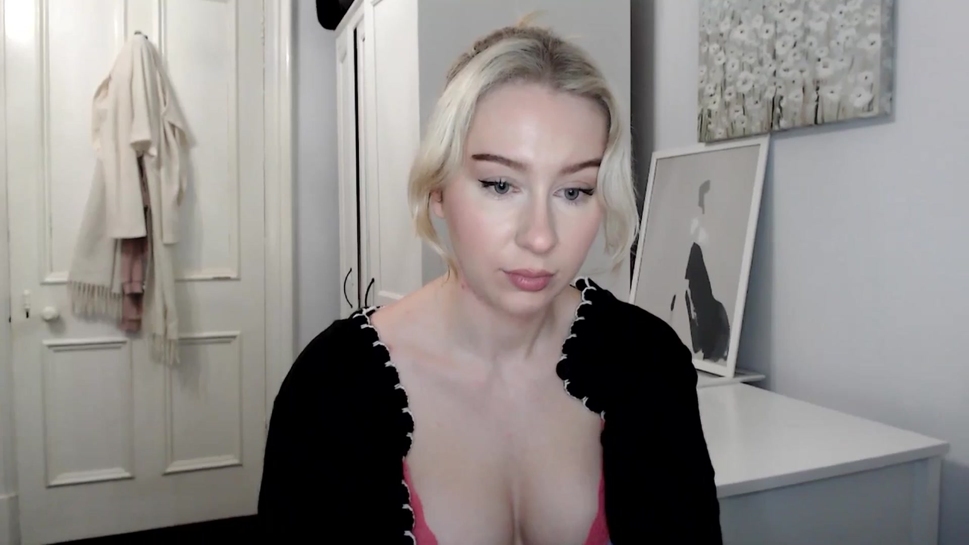Gallery image thumbnail from British_Cutie's myfreecams stream on, 02/05/2025, 19:24 image 6 of 20