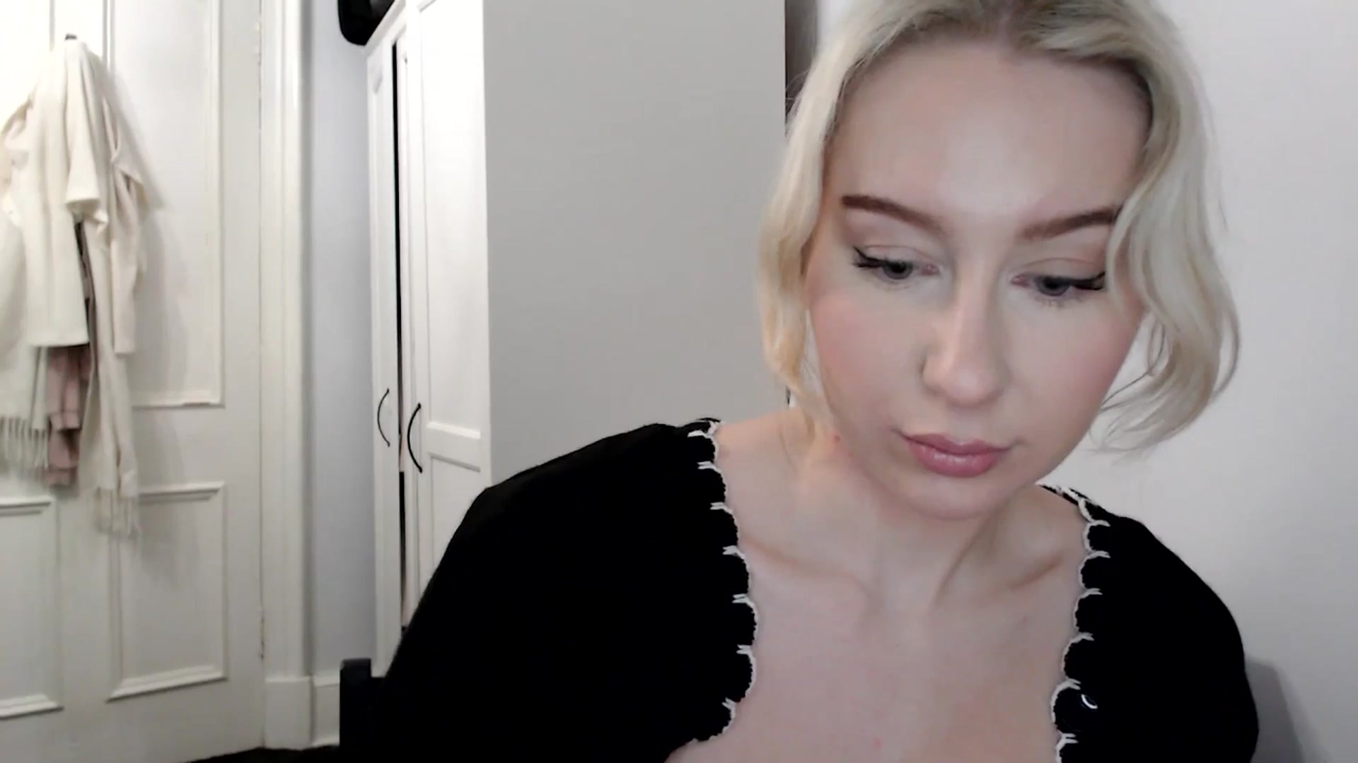 Gallery image thumbnail from British_Cutie's myfreecams stream on, 02/05/2025, 20:38 image 3 of 20
