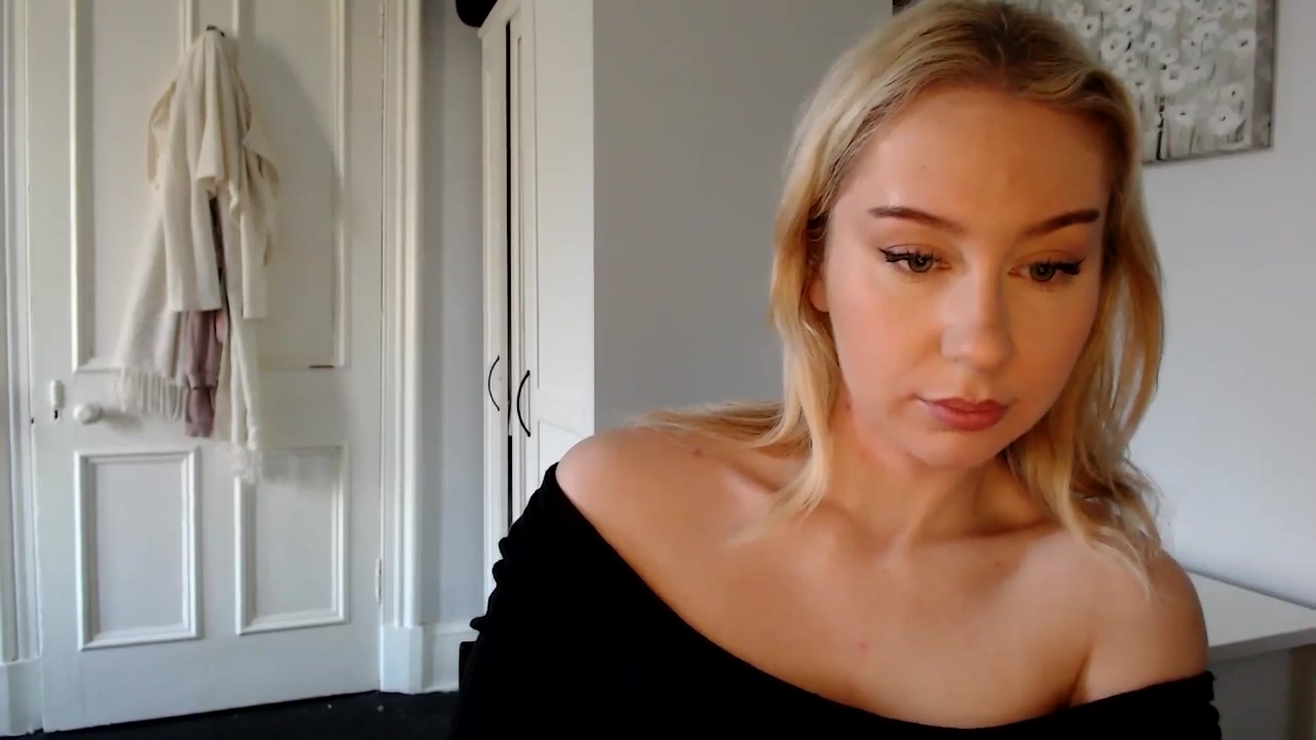Gallery image thumbnail from British_Cutie's myfreecams stream on, 02/06/2025, 10:56 image 15 of 20