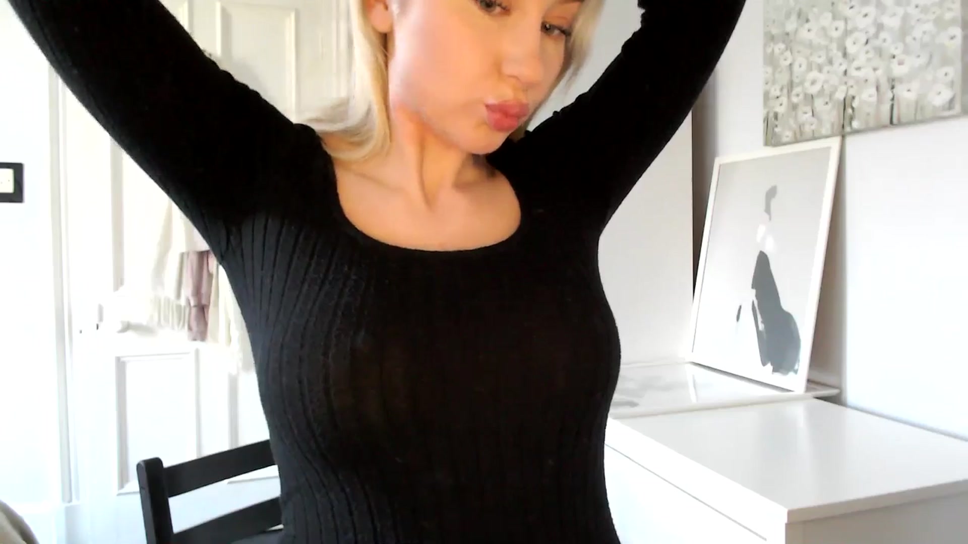 Gallery image thumbnail from British_Cutie's myfreecams stream on, 02/06/2025, 10:56 image 2 of 20