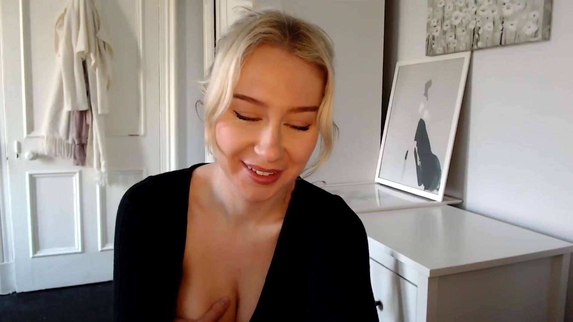 Gallery image thumbnail from British_Cutie's myfreecams stream on, 02/06/2025, 11:25 image 13 of 20
