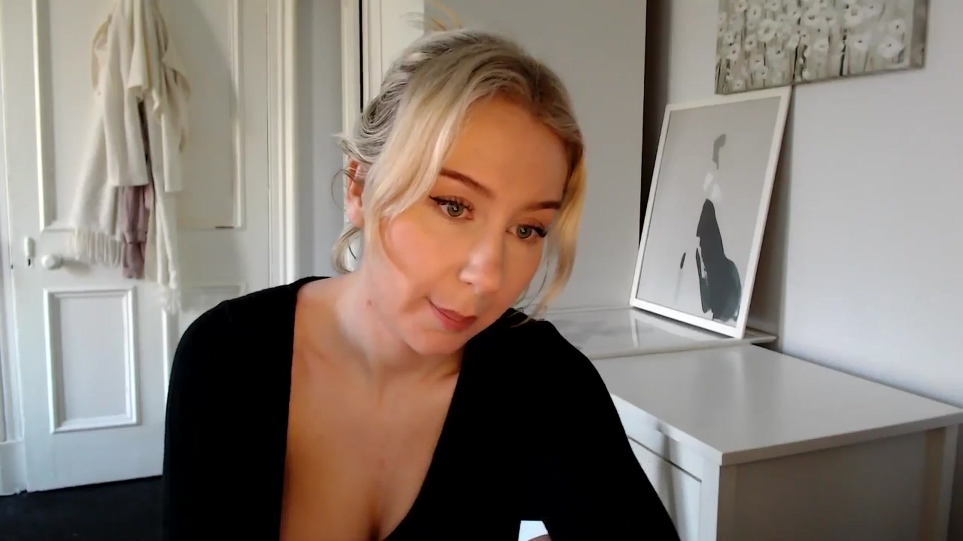 Gallery image thumbnail from British_Cutie's myfreecams stream on, 02/06/2025, 11:25 image 11 of 20