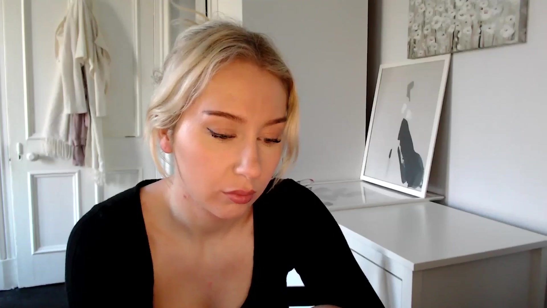 Gallery image thumbnail from British_Cutie's myfreecams stream on, 02/06/2025, 11:45 image 11 of 20